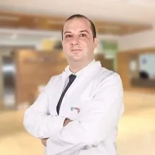 Uzm. Dr. Onur Raimoğlu — Dermatoloji, Çorlu, Tekirdağ. Portre fotoğrafı.