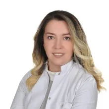 Op. Dr. Mahru Nurullayeva — Kadın Hastalıkları Ve Doğum, Antalya. Portre fotoğrafı.