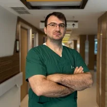 Op. Dr. Serdar Turgut — Ortopedi Ve Travmatoloji, Bahçelievler, İstanbul. Portre fotoğrafı.