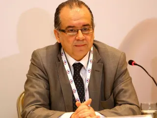 Prof. Dr. Osman İlhami Özcebe profilinde yer alan galeri fotoğrafı.