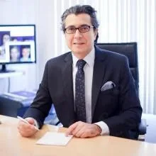Uzm. Dr. Abdulkadir Göksel — Kulak Burun Boğaz, İstanbul. Portre fotoğrafı.