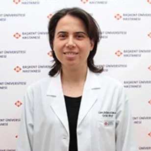 Prof. Dr. Burcu Tahire Köksal — Çocuk Alerjisi, Çankaya, Ankara. Portre fotoğrafı.