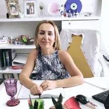 Dyt. Didem Güner — Diyetisyen, Çanakkale. Portre fotoğrafı.