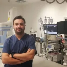 Prof. Dr. Serkan Topaloğlu — Kardiyoloji. Portre fotoğrafı.