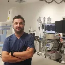 Prof. Dr. Serkan Topaloğlu — Kardiyoloji. Portre fotoğrafı.