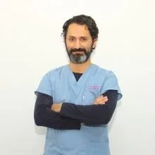 Dr. Dt. Mehmet Keleş — Samsun. Portre fotoğrafı.