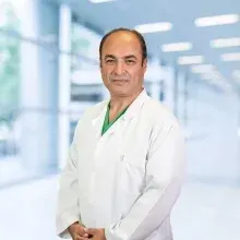 Op. Dr. Mustafa Önvermez — Beyin Ve Sinir Cerrahisi, Denizli. Portre fotoğrafı.