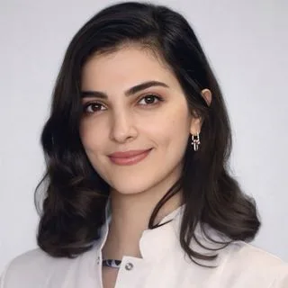 Op. Dr. Merve Sarıkaya Eraslan — Kadın Hastalıkları Ve Doğum, Yenimahalle, Ankara. Portre fotoğrafı.