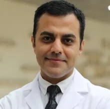 Op. Dr. Levent Aydın — Beyin Ve Sinir Cerrahisi, Beylikdüzü, İstanbul. Portre fotoğrafı.