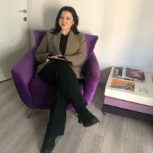 Psk. Zeliha Aytekin — Psikoloji, Eskişehir. Portre fotoğrafı.