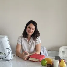 Dyt. Meryem Betül Kıngır — Diyetisyen. Portre fotoğrafı.