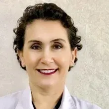 Uzm. Dr. Ebru Ağırdemir — Kadın Hastalıkları Ve Doğum, İstanbul. Portre fotoğrafı.