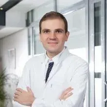 Op. Dr. Mehmet Erkılınç — Ortopedi Ve Travmatoloji. Portre fotoğrafı.