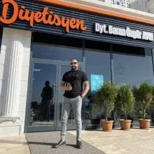 Dyt. Baran Özgür Avcı — Diyetisyen. Portre fotoğrafı.