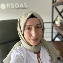 Fzt. Hilal Gürkan — Fizyoterapi Ve Rehabilitasyon, Konya. Portre fotoğrafı.