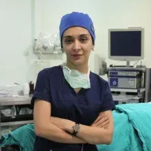 Op. Dr. Medine R. Kantürk — Plastik Rekonstrüktif Ve Estetik Cerrahi, Bursa. Portre fotoğrafı.