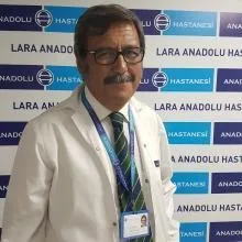 Prof. Dr. Bektaş Açıkgöz — Beyin Ve Sinir Cerrahisi, Muratpaşa, Antalya. Portre fotoğrafı.