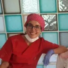Dr. Dt. Itır Şebnem Arpınar Bilici — İstanbul. Portre fotoğrafı.