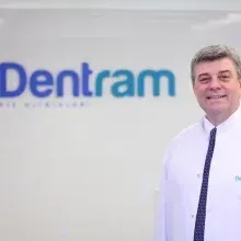 Prof. Dr. Serhat Yalçın — Ağız Diş Ve Çene Cerrahisi, İstanbul. Portre fotoğrafı.