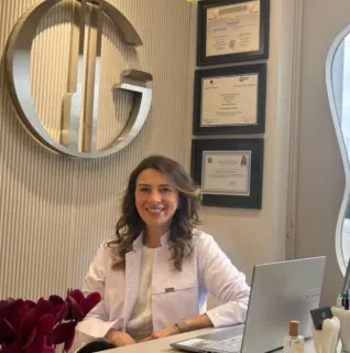 Dr. Dt. Gizem Ömeroğlu Demir profilinde yer alan galeri fotoğrafı.