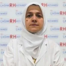 Uzm. Dr. Sacide Yılmaz — Çocuk Sağlığı Ve Hastalıkları, Kadıköy, İstanbul. Portre fotoğrafı.