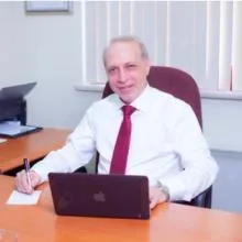 Prof. Dr. Mehmet Koruk — Gastroenteroloji, Gaziantep. Portre fotoğrafı.