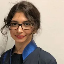 Aleyna Akbaba — Çocuk Gelişimi. Portre fotoğrafı.