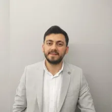 Uzm. Psk. Dan. Yılmaz Tokdemir — Psikolojik Danışma ve Rehberlik, Nevşehir. Portre fotoğrafı.