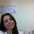 Op. Dr. Esra Tamburacı Demir — Kadın Hastalıkları Ve Doğum, Antalya. Portre fotoğrafı.