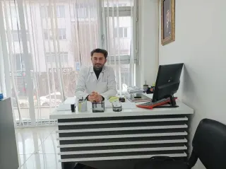 Dt. Serhat Erzurum profilinde yer alan galeri fotoğrafı.