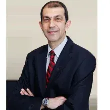 Dr. Faik Selcen — Akupunktur, İstanbul. Portre fotoğrafı.