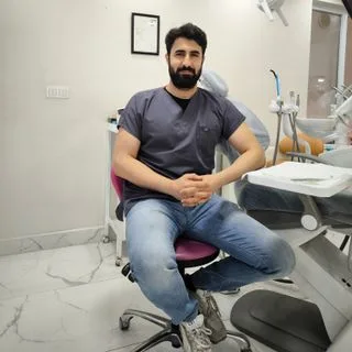 Dt. Bilal Atlam — Diş Hekimi, Van. Portre fotoğrafı.