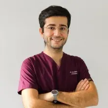 Dr. Dt. Mehmet Gedik — Ortodonti, Ordu. Portre fotoğrafı.