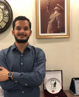 Dyt. Gökhan Çelik profilinde yer alan galeri fotoğrafı.