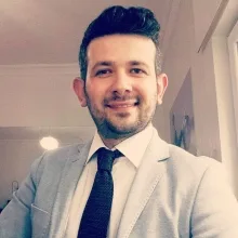 Dyt. Volkan Yaman — Diyetisyen, Başiskele, Kocaeli. Portre fotoğrafı.