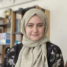Kl. Psk. Fatmanur Yenigün — Psikoloji, İstanbul. Portre fotoğrafı.