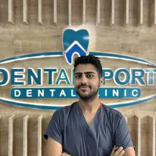 Dt. Mehmet Eren Ekici — Diş Hekimi, Bodrum, Muğla. Portre fotoğrafı.