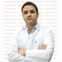 Op. Dr. Zaur Zakiev — Göz Hastalıkları, İstanbul. Portre fotoğrafı.