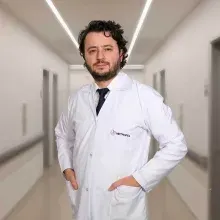 Op. Dr. Mehmet Uçar — Kulak Burun Boğaz, Bayraklı, İzmir. Portre fotoğrafı.