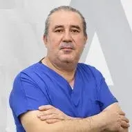 Op. Dr. Halil Uç — Kalp Ve Damar Cerrahisi, Denizli. Portre fotoğrafı.