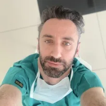 Op. Dr. Fatih Çakır — Plastik Rekonstrüktif Ve Estetik Cerrahi, Elazığ. Portre fotoğrafı.