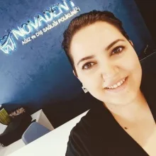 Uzm. Dt. Ebru Özcan Cinkara — Ortodonti, Adana. Portre fotoğrafı.