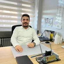 Doç. Dr. Mehmet Mazhar Utanğaç — Diyarbakır. Portre fotoğrafı.