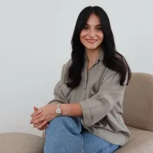 Kl. Psk. Ecem Aslı Erdem — Psikoloji, İstanbul. Portre fotoğrafı.