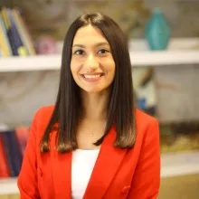 Dyt. Ayşegül Fidancı — Diyetisyen, İstanbul. Portre fotoğrafı.