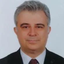 Prof. Dr. Yavuz Aras — Beyin Ve Sinir Cerrahisi, İstanbul. Portre fotoğrafı.