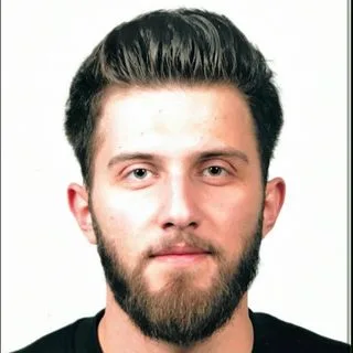 Fzt. Oğuzhan Bıçak — Fizyoterapi Ve Rehabilitasyon, Ankara. Portre fotoğrafı.