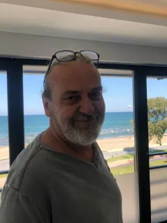 Dt. Mümtaz Hüseyin Uğur profilinde yer alan galeri fotoğrafı.