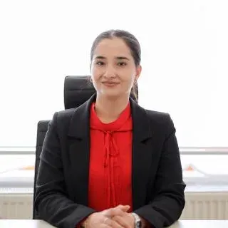 Dyt. Beyza Kayhan — Diyetisyen, Yozgat. Portre fotoğrafı.