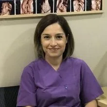 Op. Dr. Gülbin İşgören — Kadın Hastalıkları Ve Doğum, Antalya. Portre fotoğrafı.